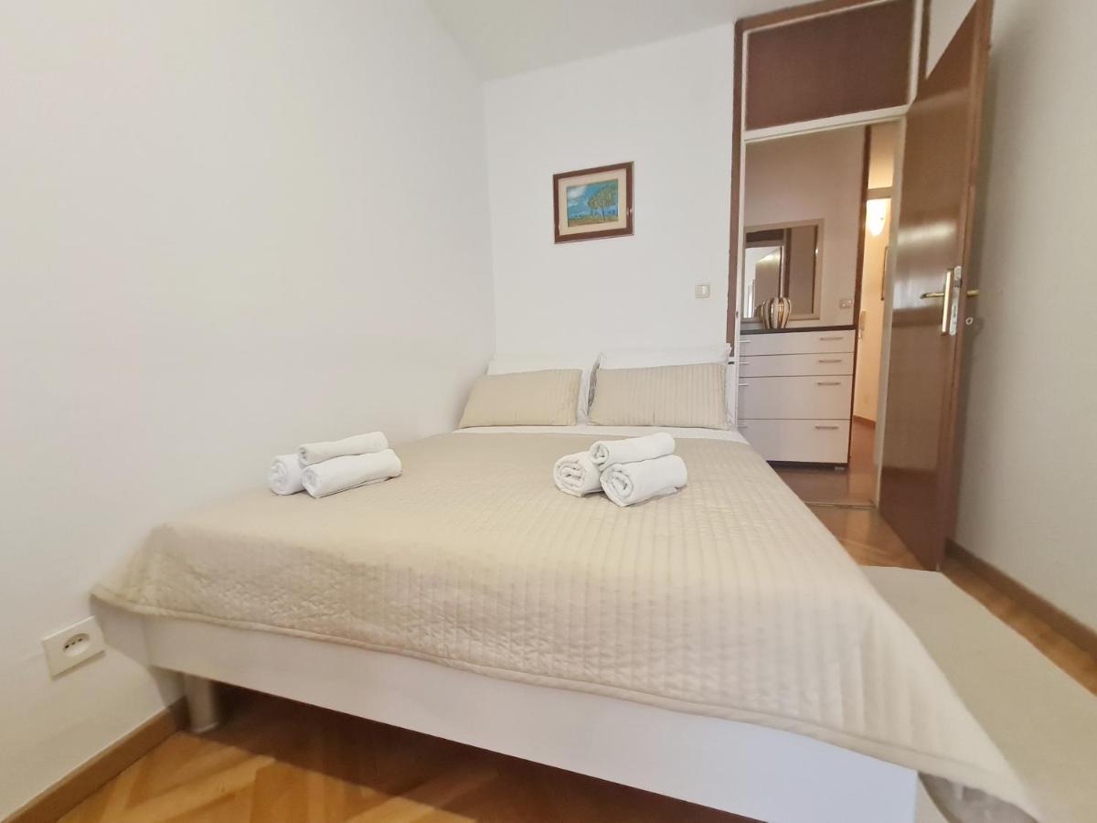 Apartment Nina Marie II Spalato Esterno foto
