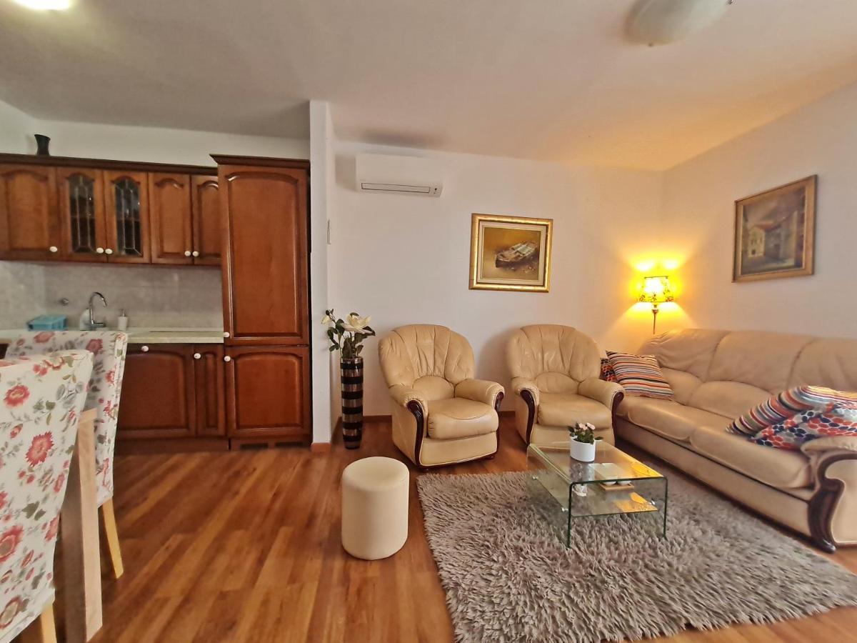 Apartment Nina Marie II Spalato Esterno foto